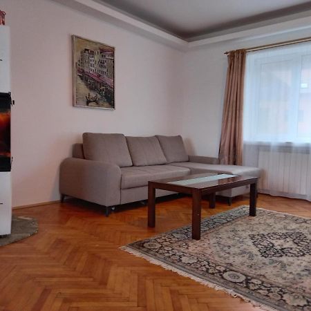 Вилла Casa Lui Marc Оршова Экстерьер фото